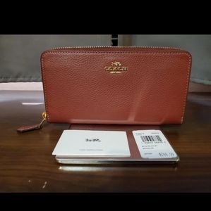 Coach Accoridion Wallet F16612 NWT